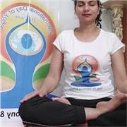 Insegnante Yoga d'origine Indiana insegna patanjali yog